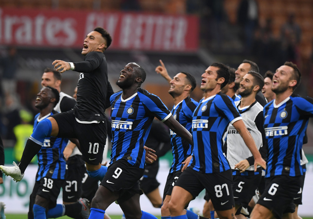 中超赛报：上海申花客场击败广州队,