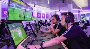 邮报：曼联的球探上周考察了奥林匹亚科斯中场穆扎基蒂斯